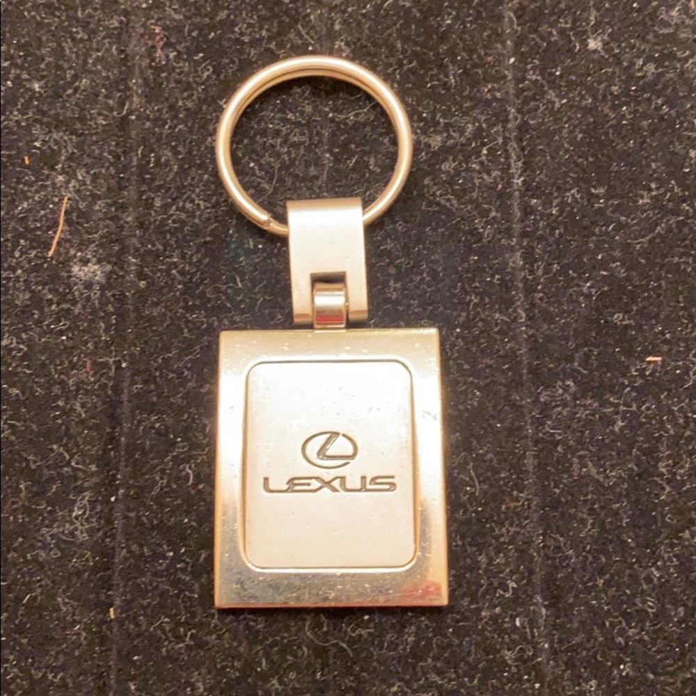 FREE Lexus Key Ring, Silver-tone